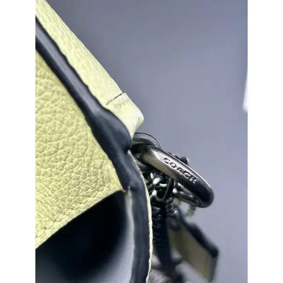 Authentic Coach Turner Leather Flap Crossbody Bag Purse Pale Lime Green C9971 - Picture 5 of 5